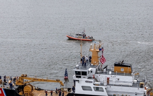 Coast Guard sets historic Francis Scott Key Memorial Buoy in Patapsco River