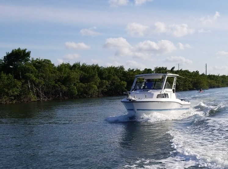Coast Guard assists man from disabled boat near Vero Beach