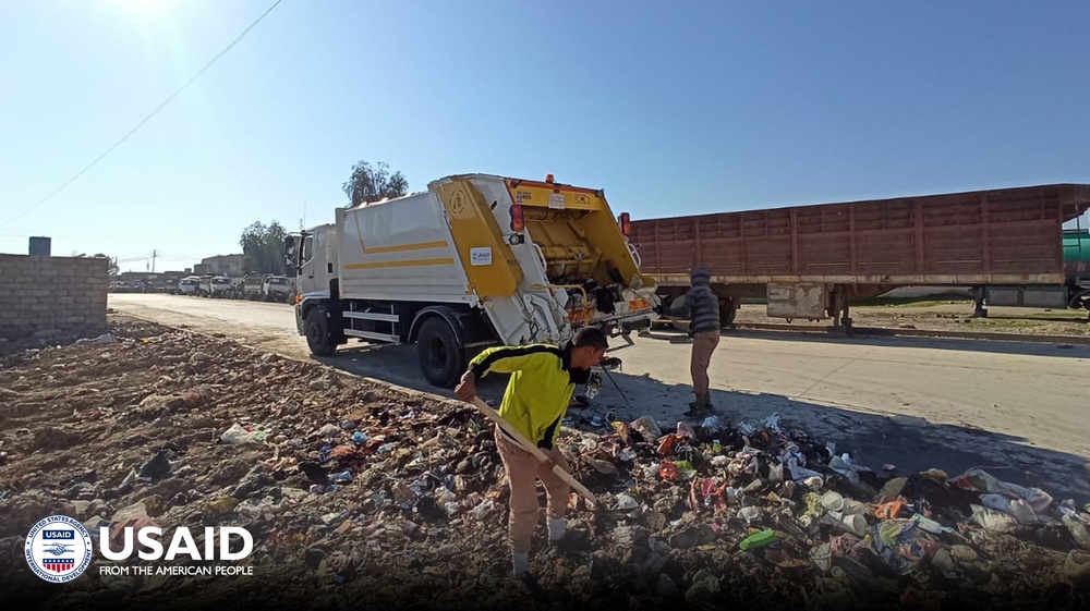 USAID launches a campaign in Al-Hramat neighborhood in Mosul to clean up the neighborhood