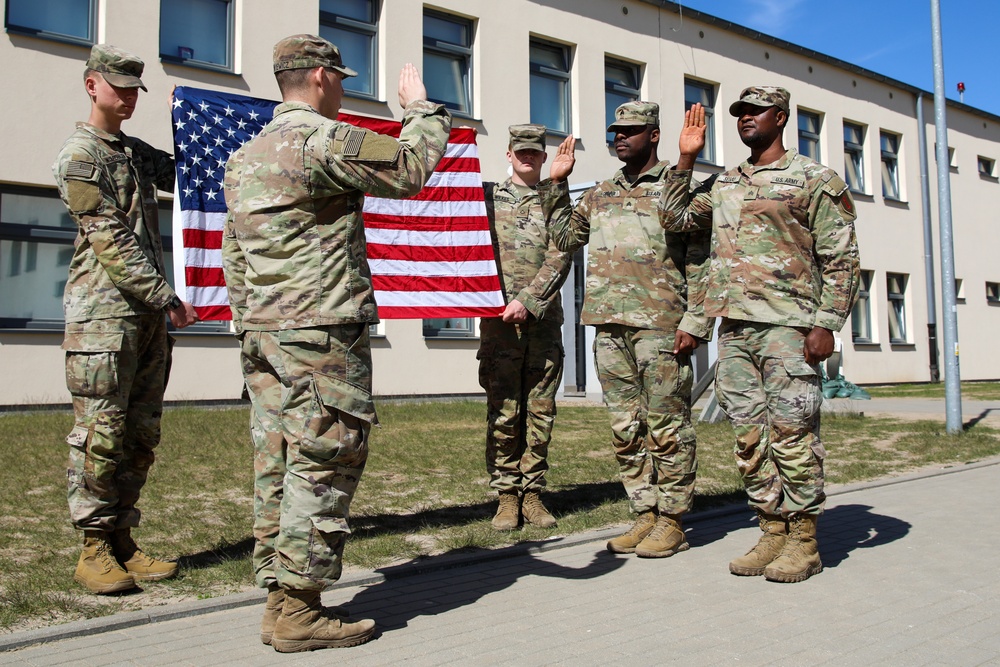 U.S. Soldiers Reenlist at Poland