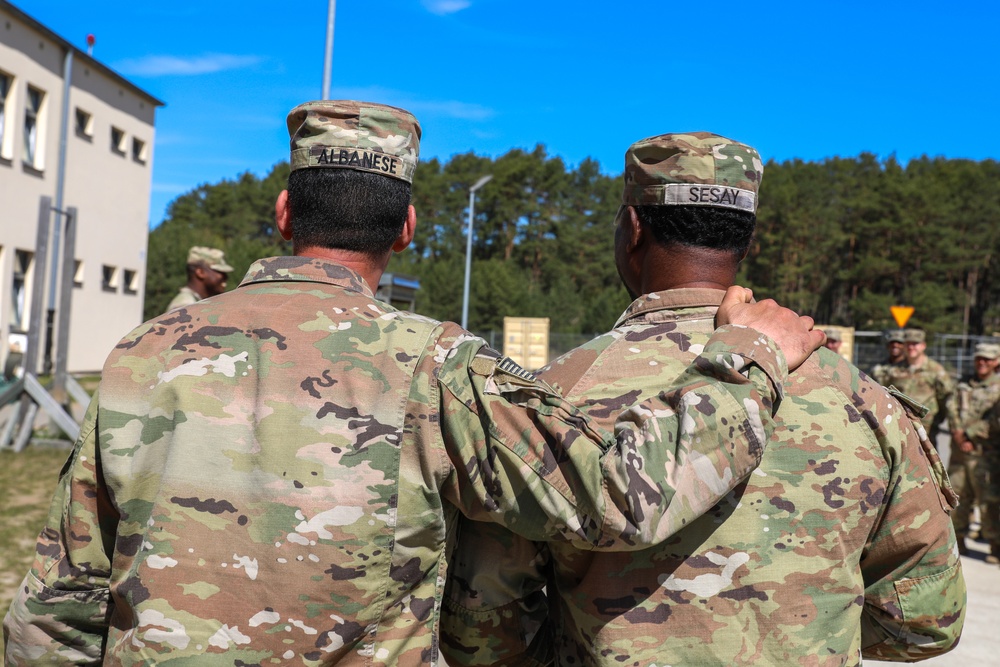 U.S. Soldiers Reenlist at Poland