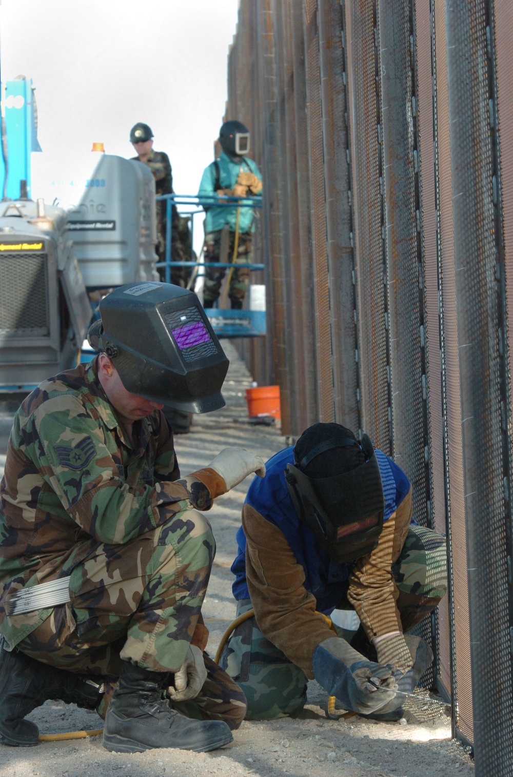 Oregon and Massachusetts ANG Civil Engineers team up during Operation Jump Start deployment