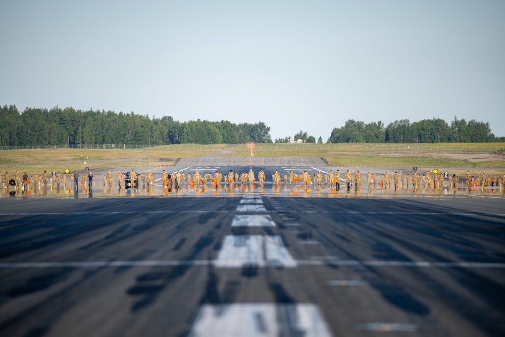 3rd Wing Airmen conduct FOD walk