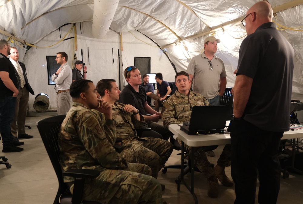 ShOC-N battle lab hosts distributed command and control event