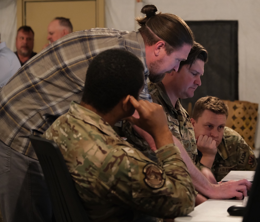 ShOC-N battle lab hosts distributed command and control event