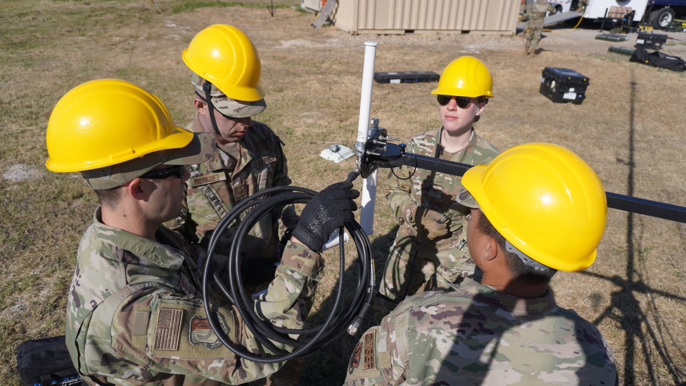 129th Communications Flight Participates in Communications Exercise