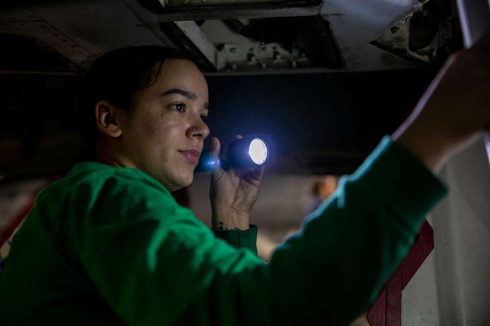 USS George H.W. Bush (CVN 77) Sailor Conducts Maintenance