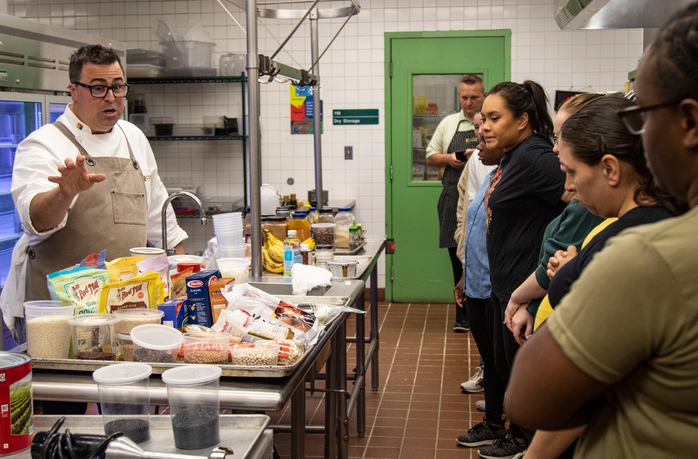 Pregnant and Postpartum Soldiers Cook with Corporate Chef