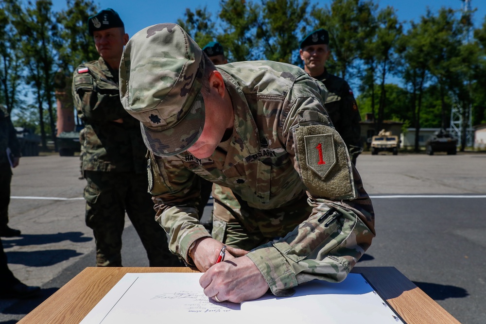 Polish Training Support Battalion celebrates its 8-year anniversary of adoption of heritage