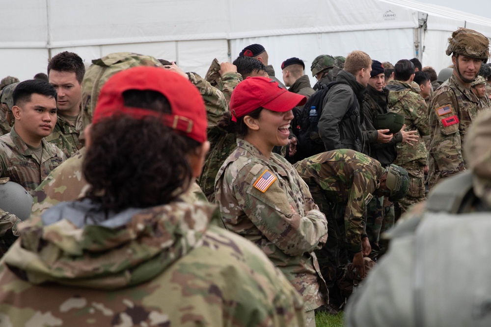 Paratroopers prepare for D-Day jump