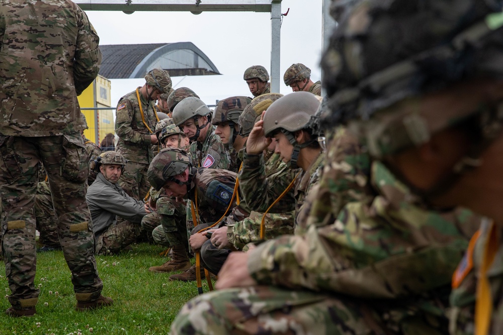 Paratroopers prepare for D-Day jump