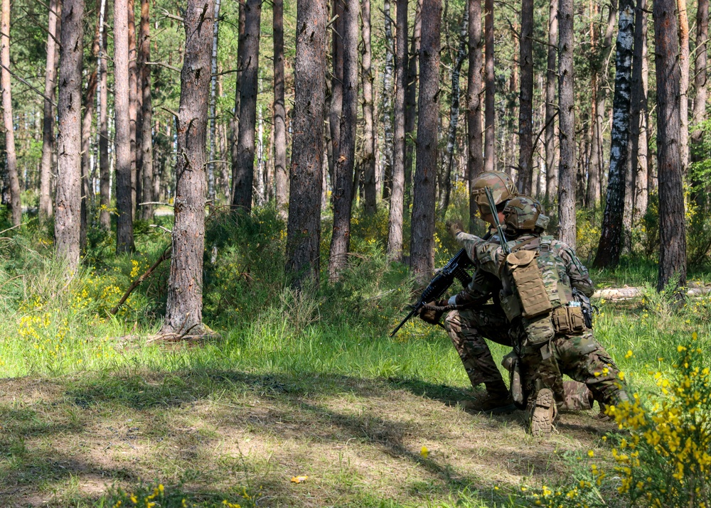 2-7 Infantry Regiment conduct Section Live Fire