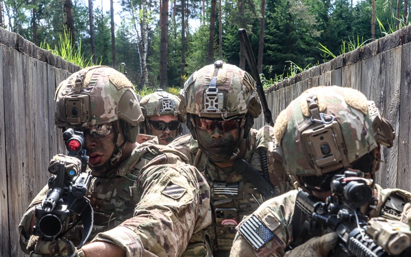 2-7 Infantry Regiment conduct Section Live Fire 1ABCT, 3ID