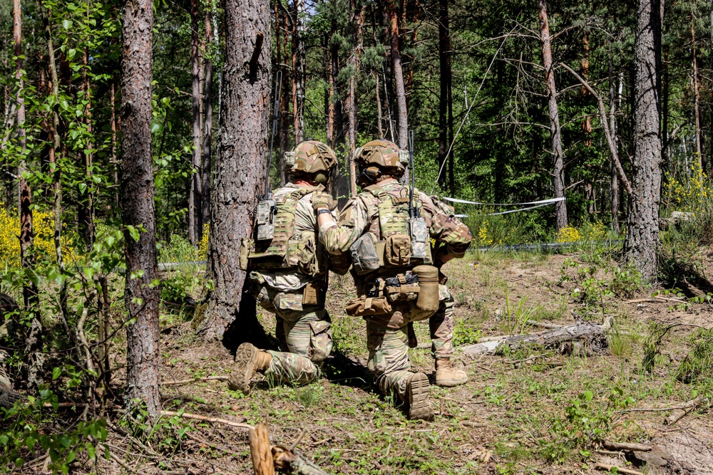 2-7 Infantry Regiment conduct Section Live Fire 1ABCT, 3ID