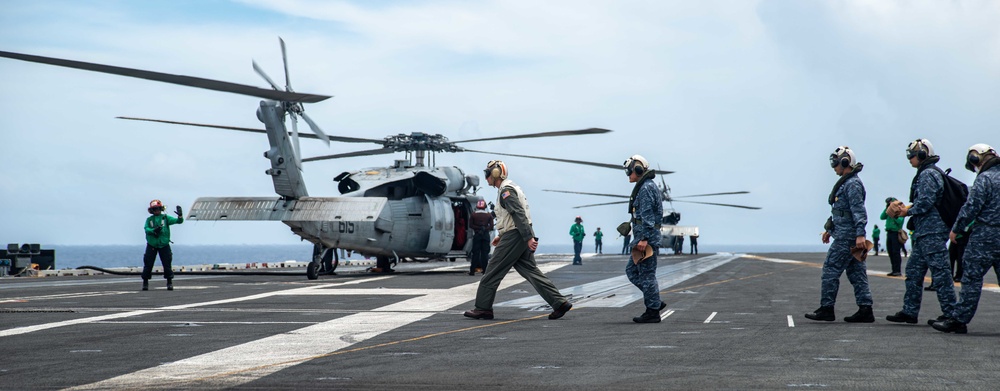 USS Ronald Reagan (CVN 76) hosts Republic of Korea Navy Rear Admiral