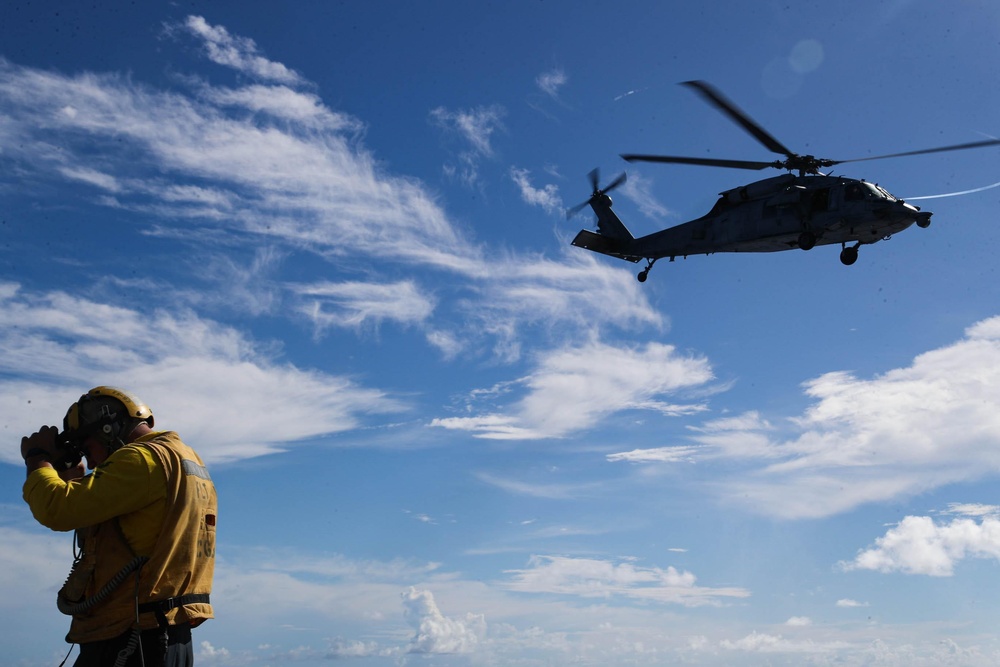 Mobile Bay conducts flight operations