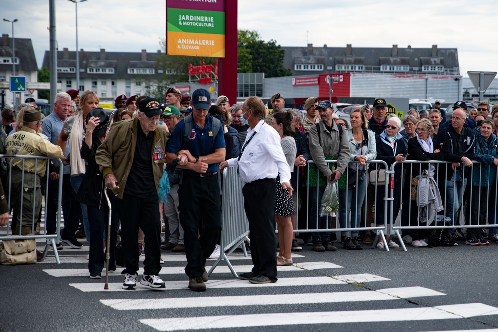 Greeting a hero