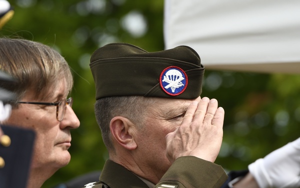 Cabbage Patch Ceremony DDay 78