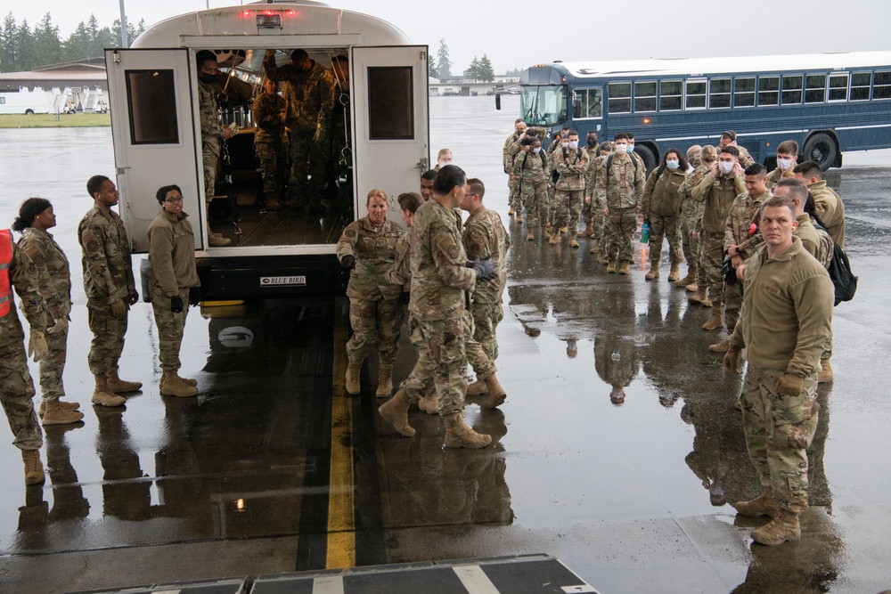 446th Aeromedical Evacuation, Aeromedical Staging squadrons exercise medical skills