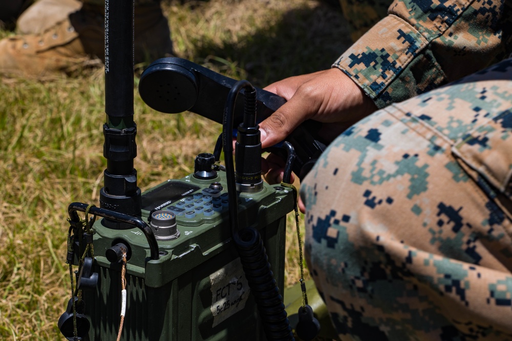 5th ANGLICO ADETs Conduct Communication Drills