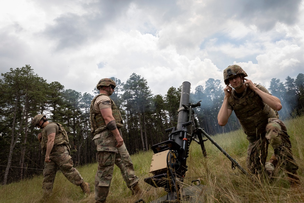 1-114th Infantry Regiment mortar platoon training