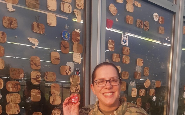 Military Daughter is “Rock Star” to Deployed Soldiers