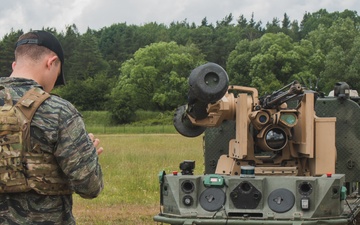Robots Test Soldiers in Combined Resolve 17