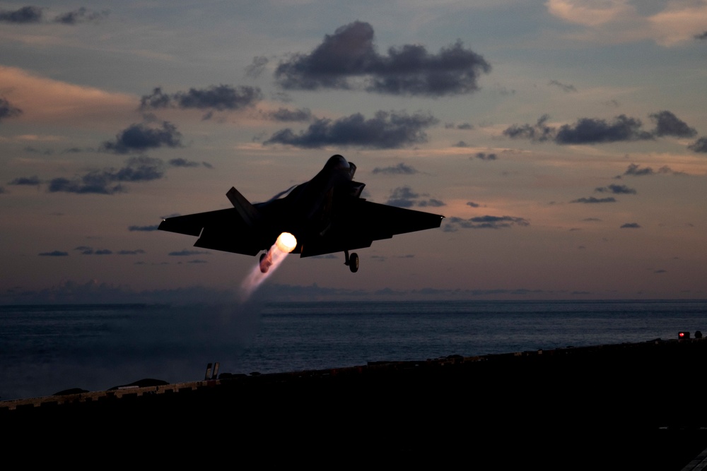 Abraham Lincoln conducts flight operations