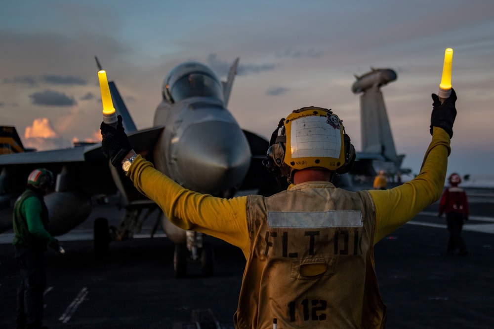 Abraham Lincoln conducts flight operations
