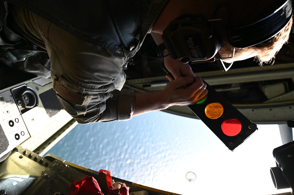 Athena 2022 - French Helicopter Air to Air Refueling