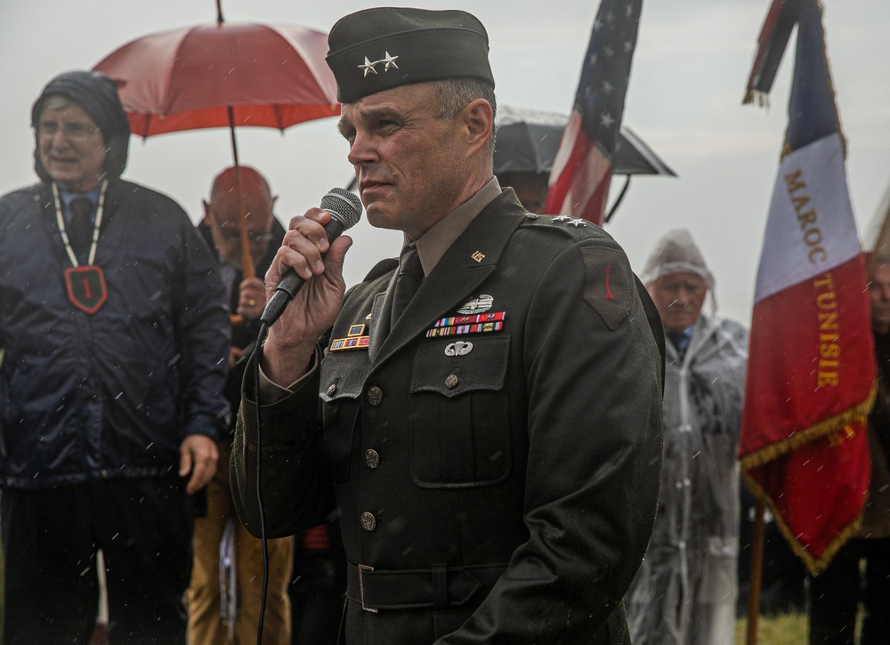 1st ID Commanding General Attends Charles Shay Ceremony