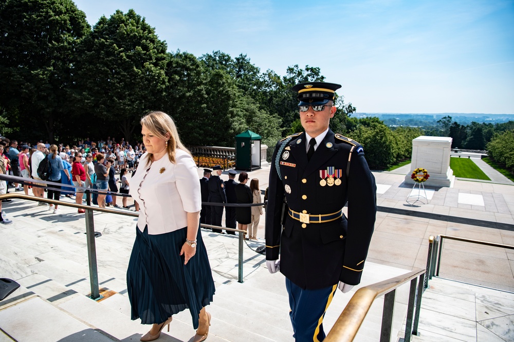 Minister of Defense of The Republic of North Macedonia Slavjanka Petrovska Participates in a Public Wreath-Laying Ceremony at the Tomb of the Unknown Soldier