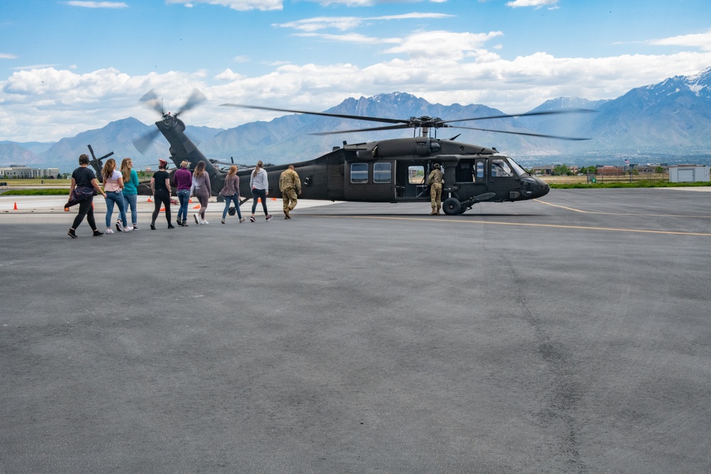 Aviation spouses soar the skies with 1-211th ARB