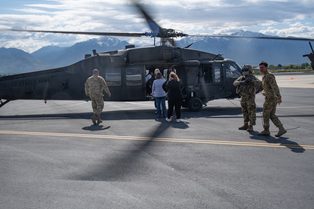 Aviation spouses soar the skies with 1-211th ARB