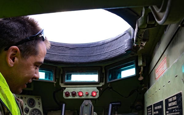 Connecticut Army National Guard Supplies M113 APC to Ukraine