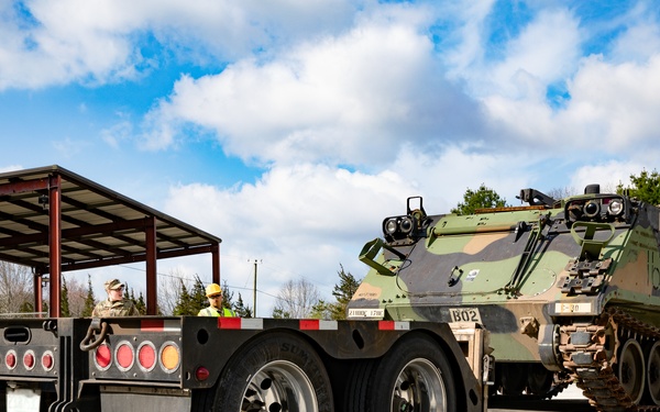 Connecticut Army National Guard Supplies M113 APC to Ukraine