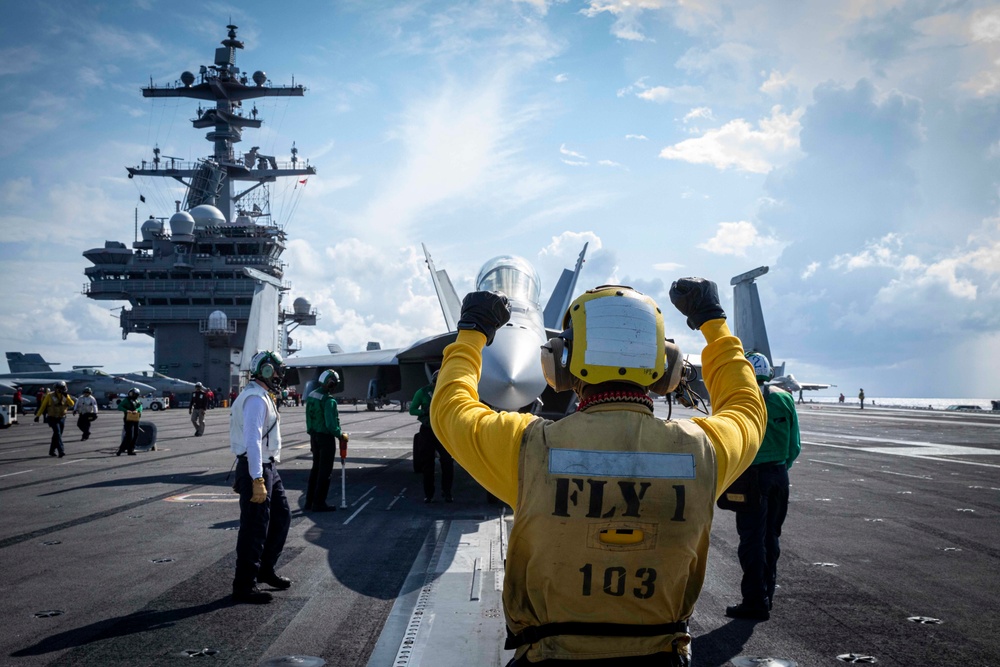 Flight operations aboard USS George H.W. Bush (CVN 77) during COMPTUEX