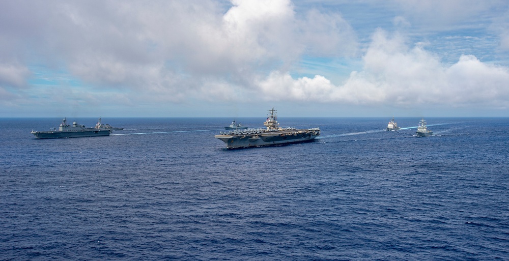 USS Ronald Reagan (CVN 76) conducts formation sailing with Carrier Strike Group 5, Republic of Korea Navy