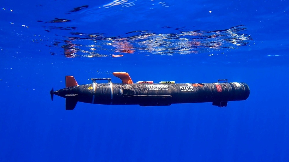 EODMU5 Conducts UUV Operations in the vicinity of Tinian during Valiant Shield