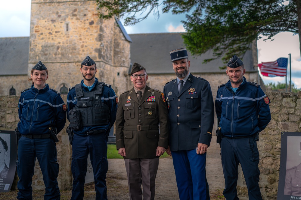 10th AAMDC Commanding General honors community and fallen paratroopers on 78th D-Day anniversary