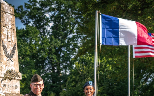 10th AAMDC Commanding General honors community and fallen paratroopers on 78th D-Day anniversary