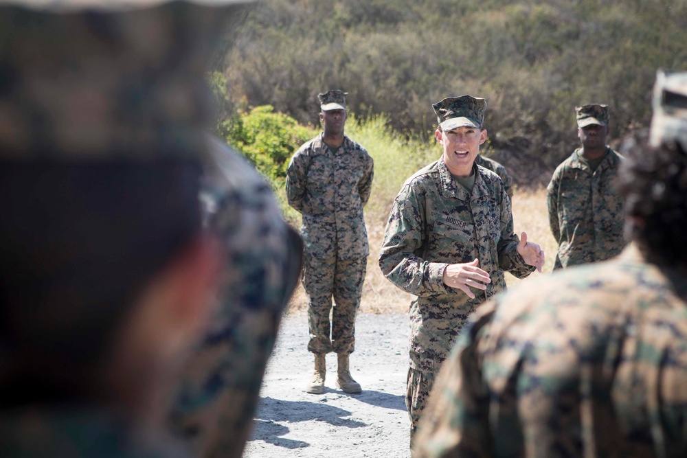 MCAS Miramar H&amp;HS Hike