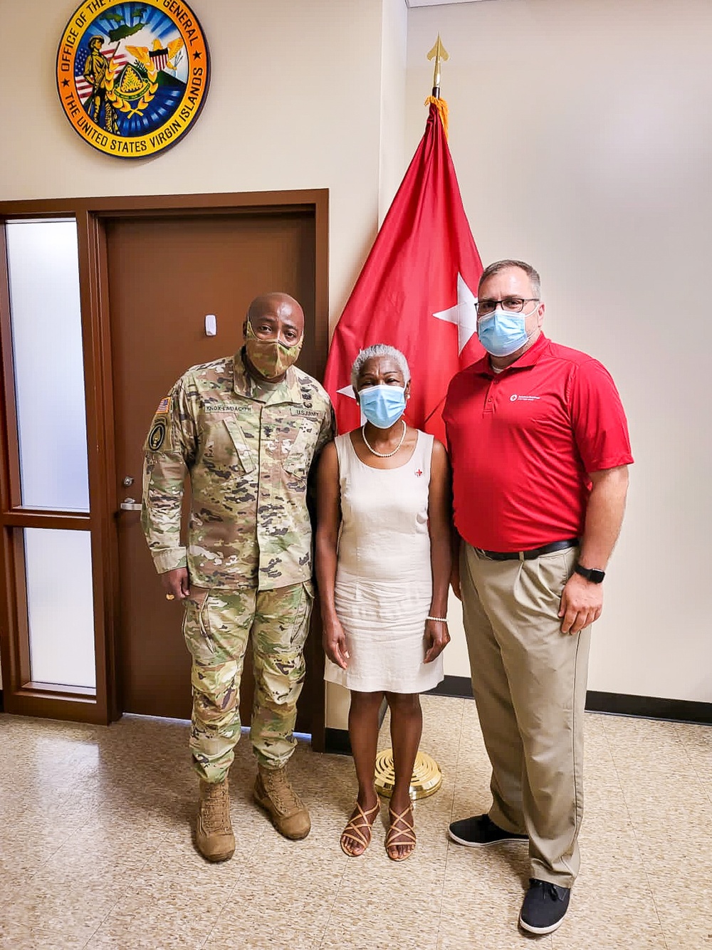 VI general meets with American Red Cross
