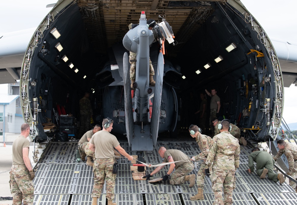 Nexus Rising HH-60 G Pave Hawk load