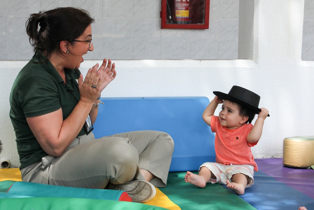 Rota CDC Hosts Feria Event for Families