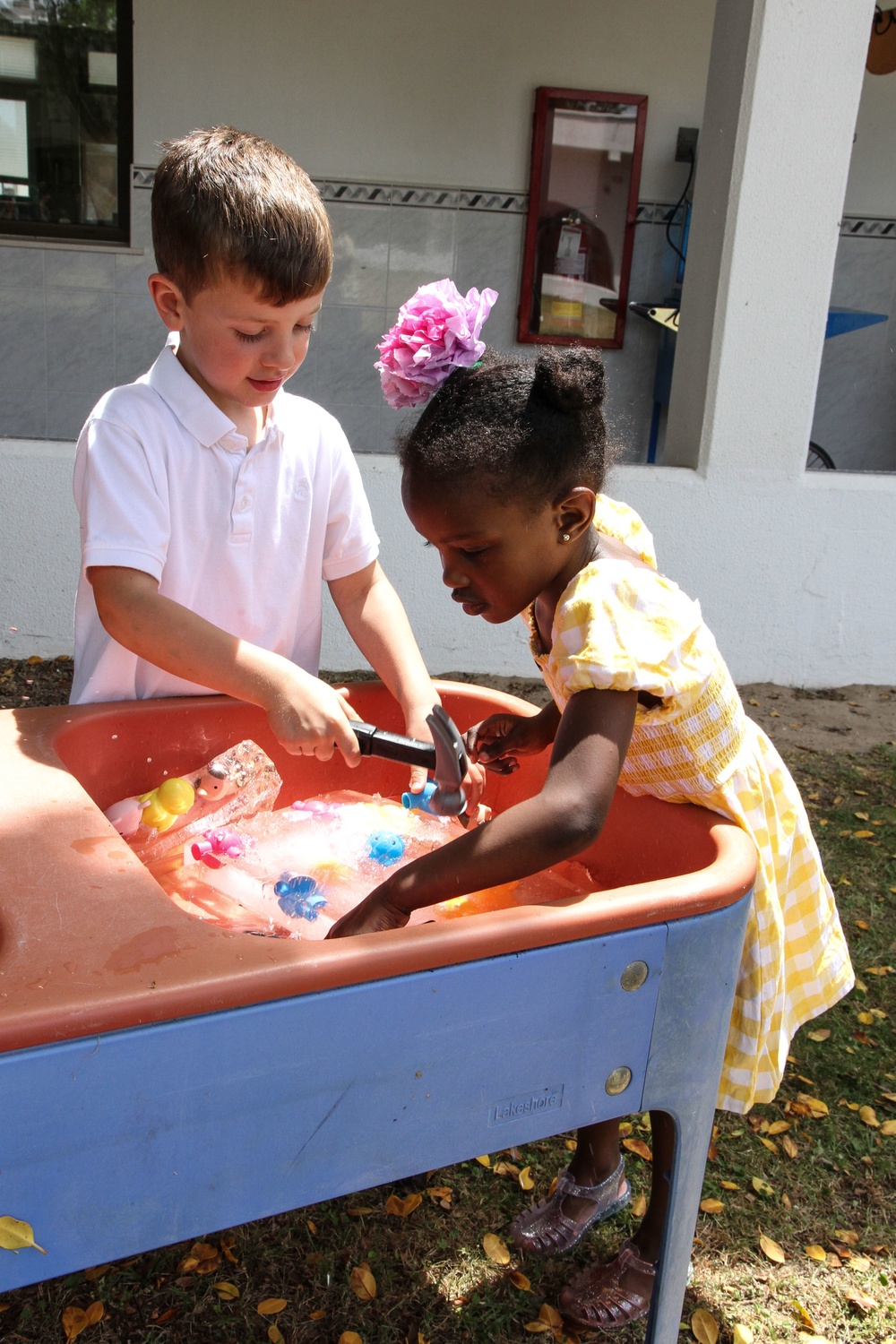 Rota CDC Hosts Feria Event for Families