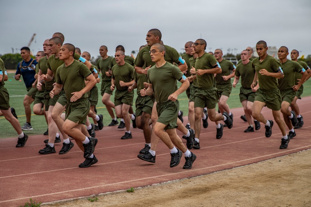 DVIDS - Images - Mike Company Physical Training [Image 2 of 9]