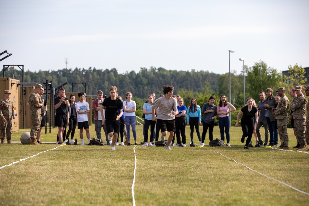 Pegnitz students visit Grafenwoehr Training Area