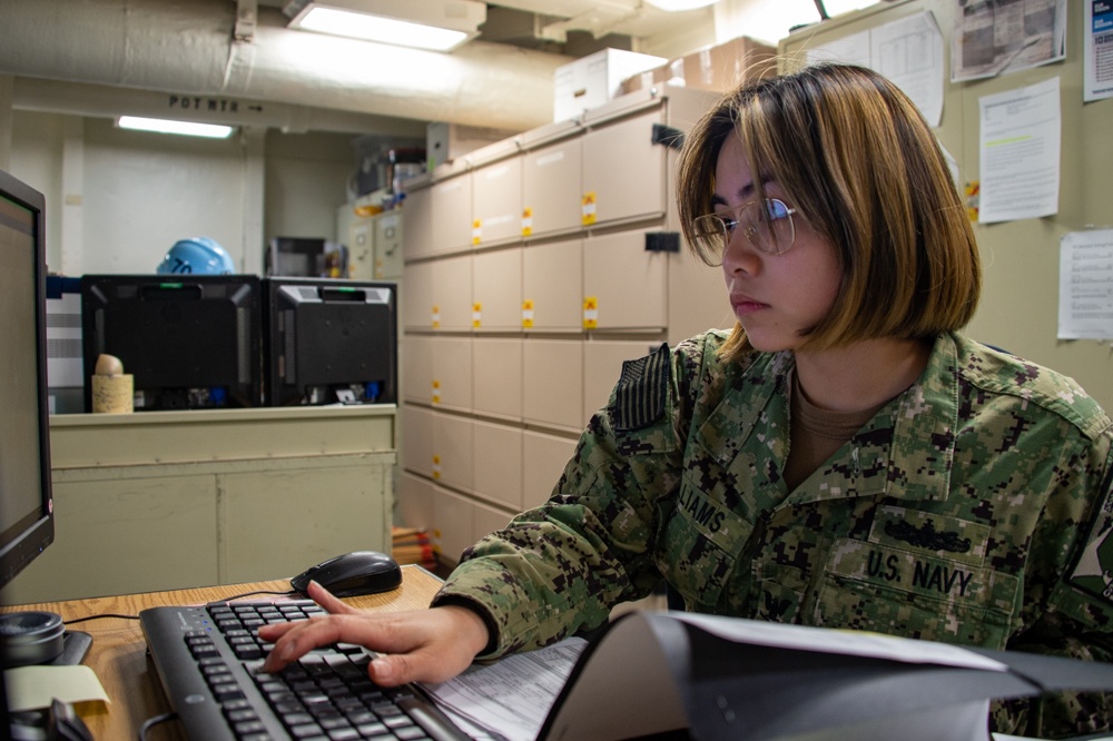 USS Carl Vinson (CVN 70) Sailors Work In-Port