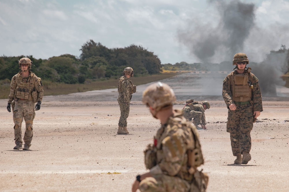 Explosive Ordnance Disposal Valiant Shield 22